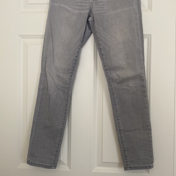 Banana Republic Skinny Curvy Fit Jeans - Picture 4 of 14